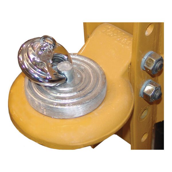 pintle hitch coupler lock
